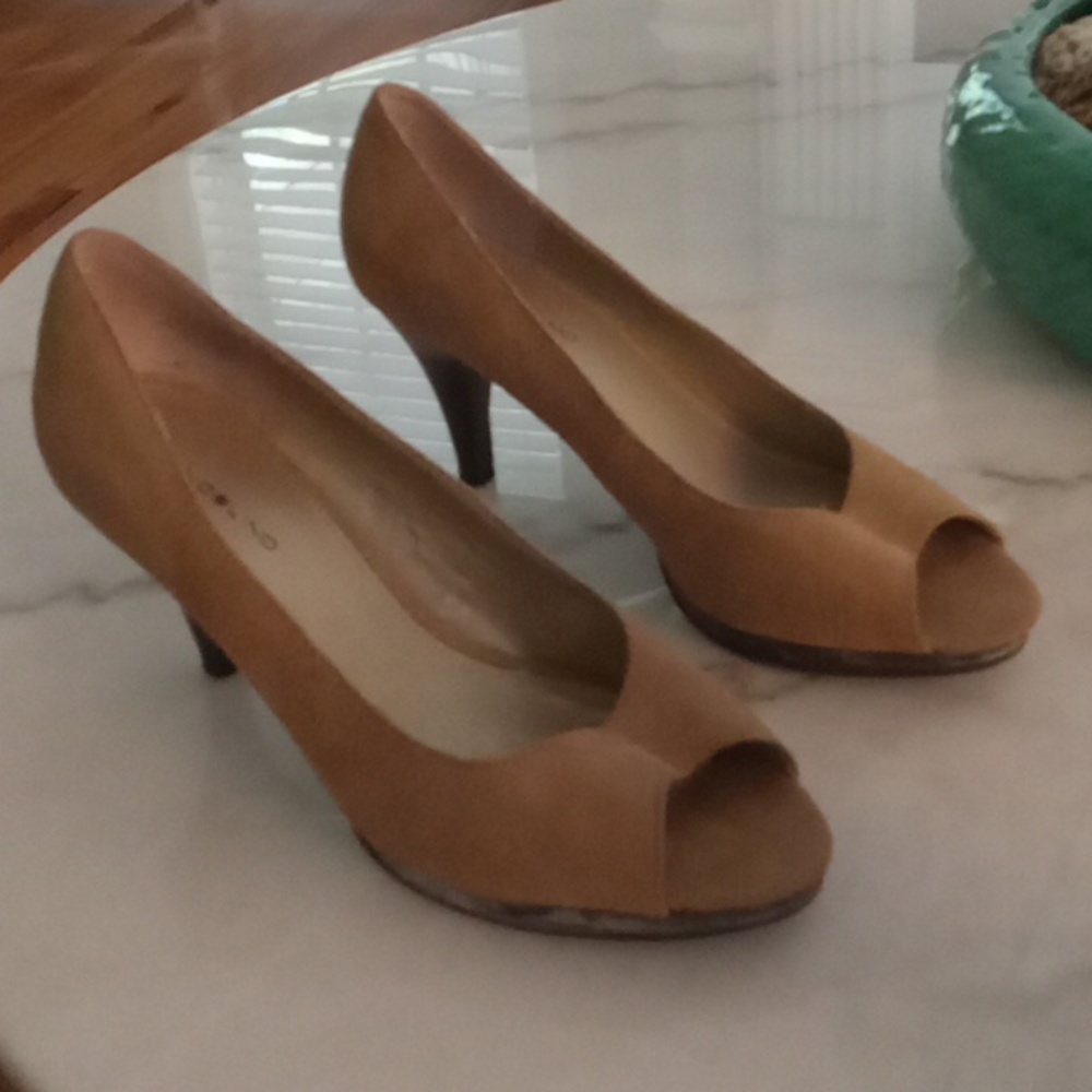 Womans heels